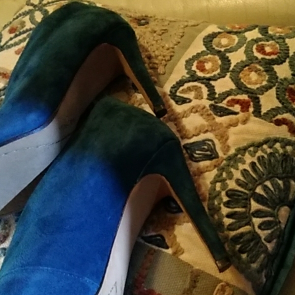 Beautiful Blue Halogen's by Nordstrom - Picture 7 of 7